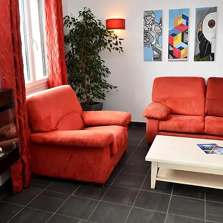 Les Pleiades - Spacieux Avec Balcon - Centre Station - Parking Couvert Mae-7352 Apartment *
